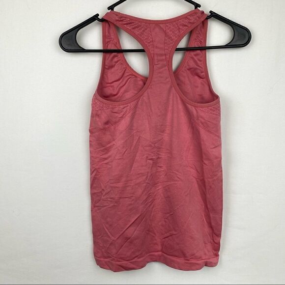 Forever 21 athletic tank - Picture 4 of 6